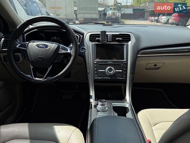 Седан Ford Fusion 2016 в Днепре