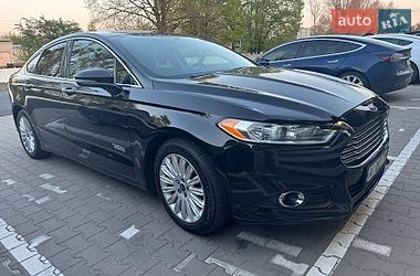 Седан Ford Fusion 2015 в Києві