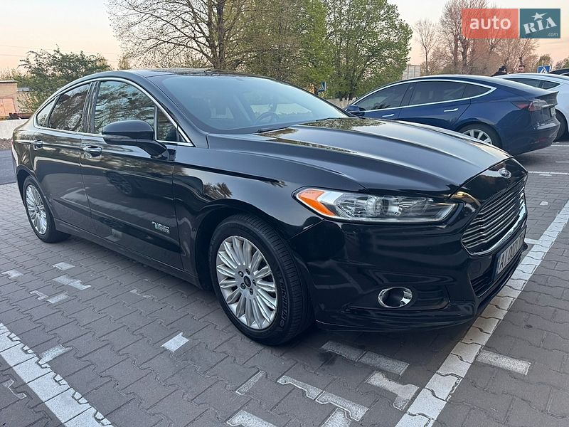 Ford Fusion 2015