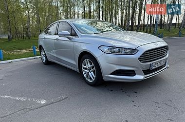 Седан Ford Fusion 2016 в Ладижині
