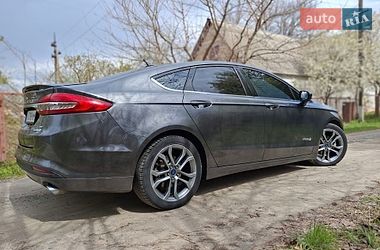 Седан Ford Fusion 2017 в Барышевке