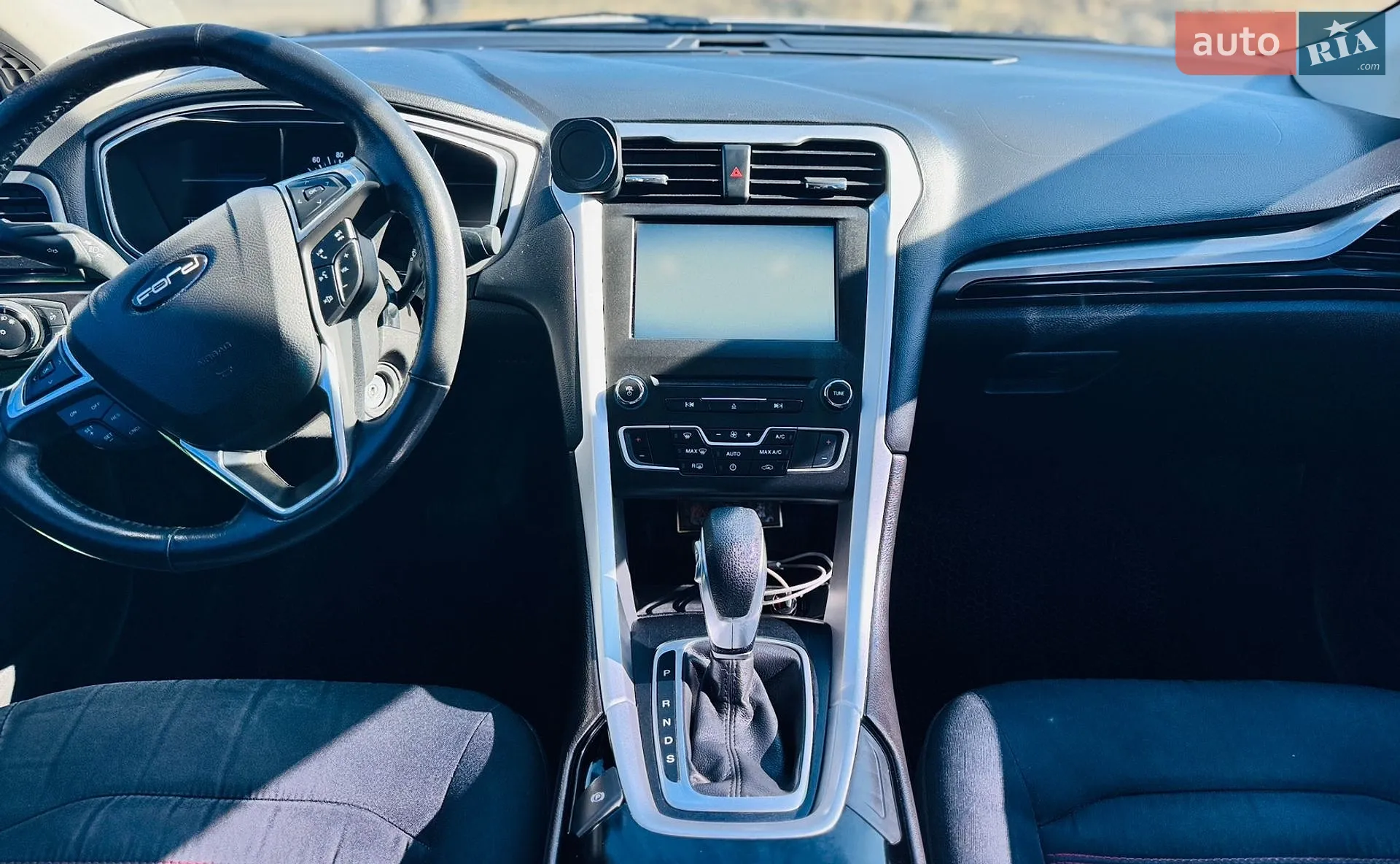 2015 Ford Fusion - мініатюра 18