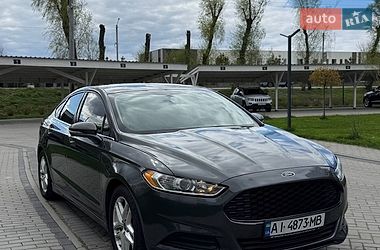 Седан Ford Fusion 2015 в Киеве
