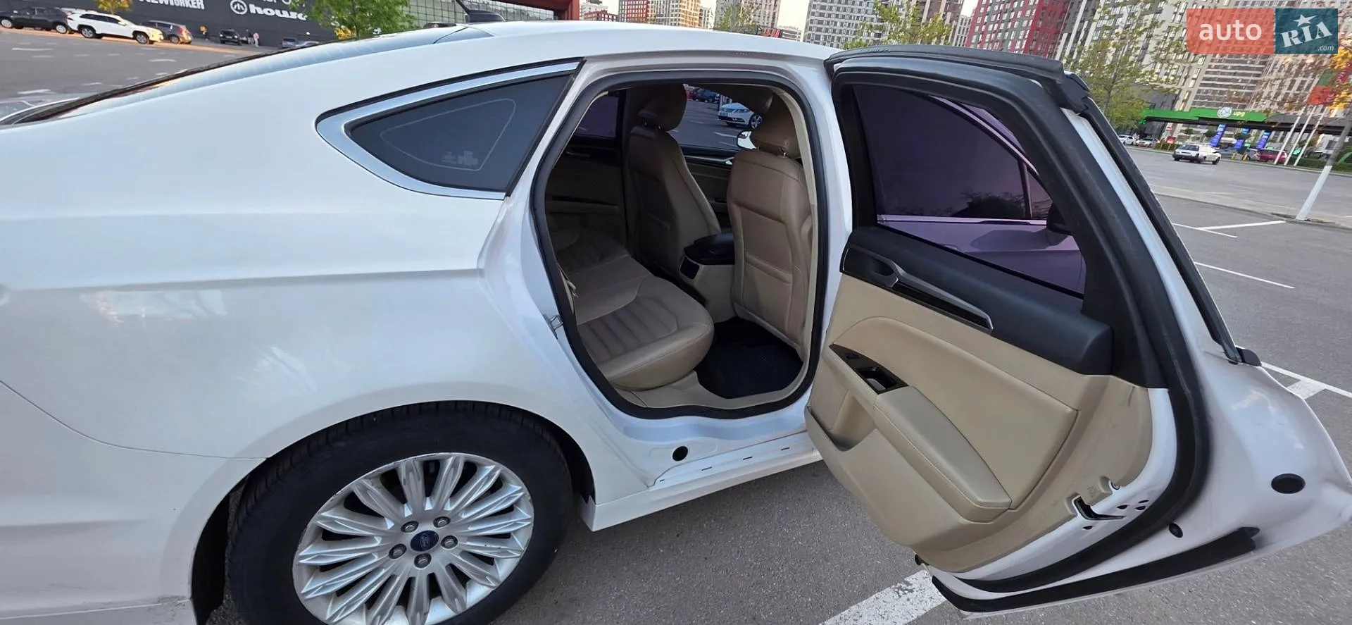 2016 Ford Fusion - мініатюра 11