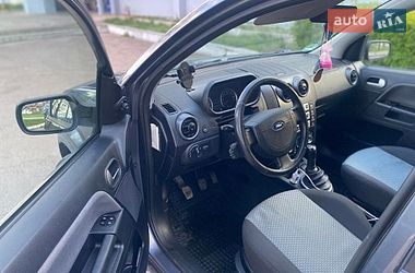 Хэтчбек Ford Fusion 2005 в Нежине