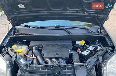 Хэтчбек Ford Fusion 2005 в Нежине