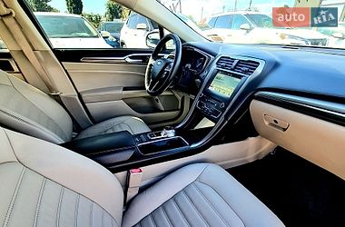 Седан Ford Fusion 2017 в Кременчуге