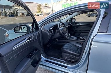 Седан Ford Fusion 2013 в Снятине
