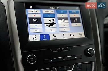 Седан Ford Fusion 2018 в Киеве