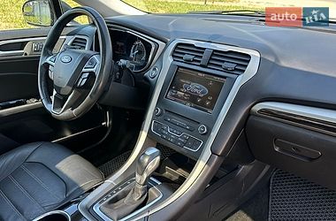 Седан Ford Fusion 2016 в Чернигове
