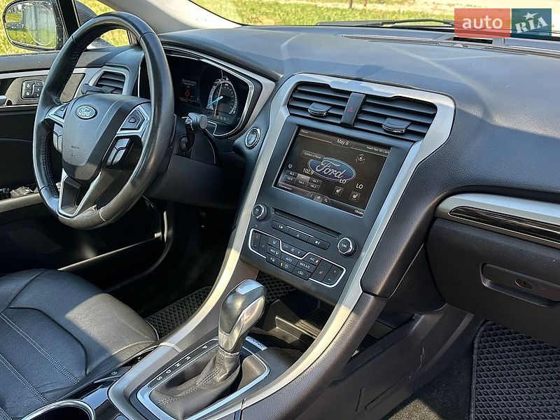 Седан Ford Fusion 2016 в Чернигове