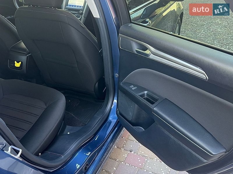 Седан Ford Fusion 2018 в Хмельницком