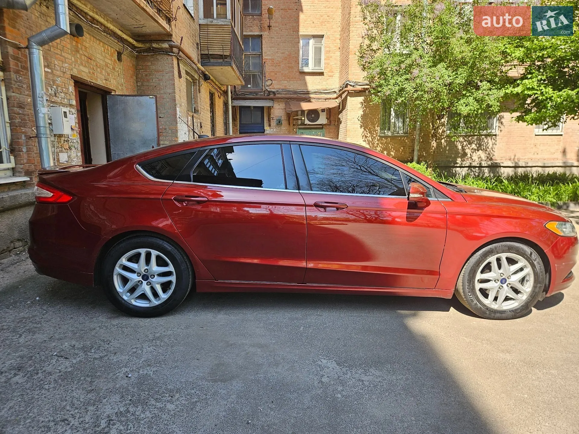 2013 Ford Fusion - мініатюра 2