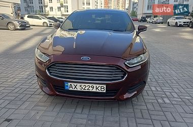 Седан Ford Fusion 2014 в Днепре