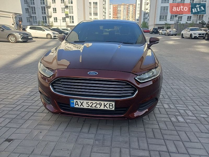Седан Ford Fusion 2014 в Днепре