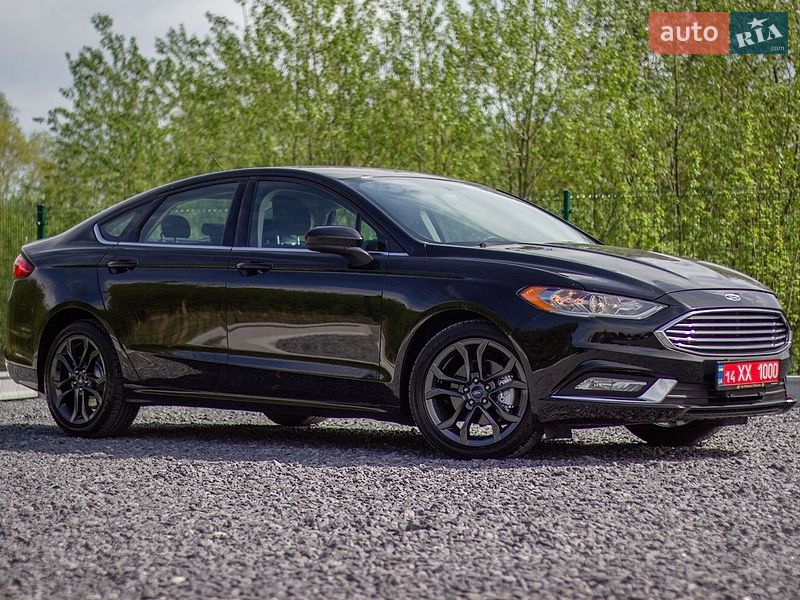 Седан Ford Fusion 2018 в Дрогобыче