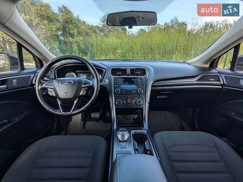 Седан Ford Fusion 2018 в Дрогобыче