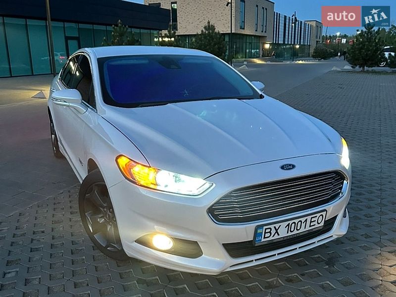 Седан Ford Fusion 2014 в Хмельницком