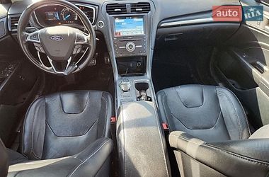 Седан Ford Fusion 2017 в Львове