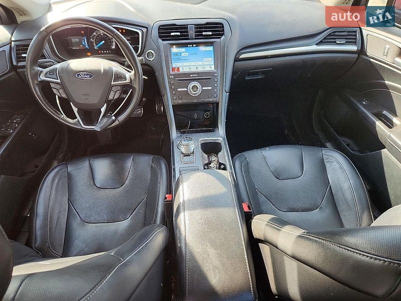 Седан Ford Fusion 2017 в Львове