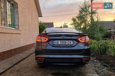 Седан Ford Fusion 2015 в Кривом Роге