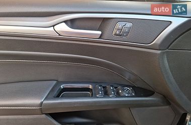Седан Ford Fusion 2015 в Кривом Роге