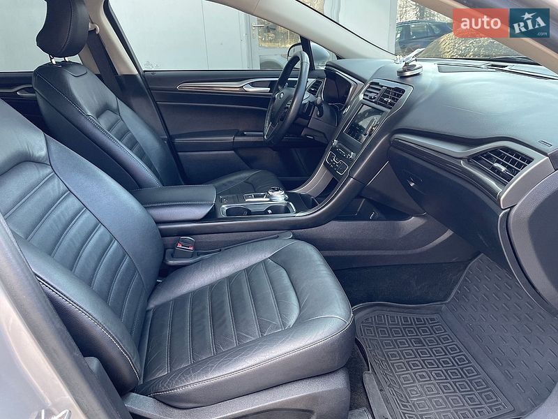Седан Ford Fusion 2018 в Житомире