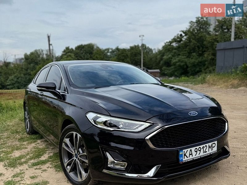 Седан Ford Fusion 2018 в Киеве