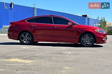 Седан Ford Fusion 2016 в Николаеве
