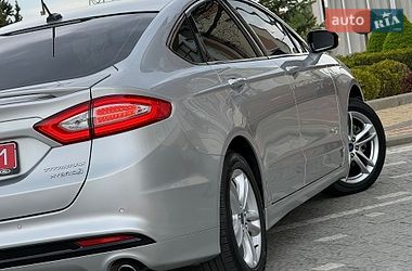 Седан Ford Fusion 2016 в Дрогобичі