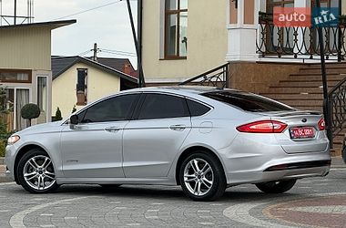 Седан Ford Fusion 2016 в Дрогобичі