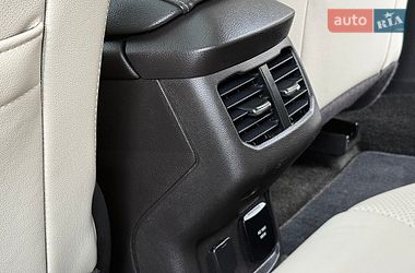 Седан Ford Fusion 2016 в Дрогобичі