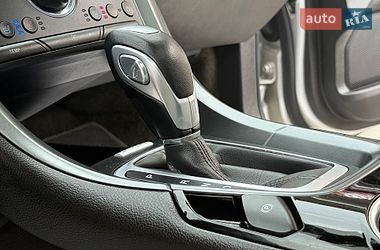 Седан Ford Fusion 2016 в Дрогобичі