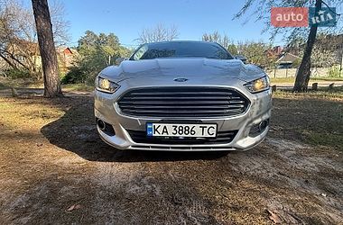 Седан Ford Fusion 2016 в Києві
