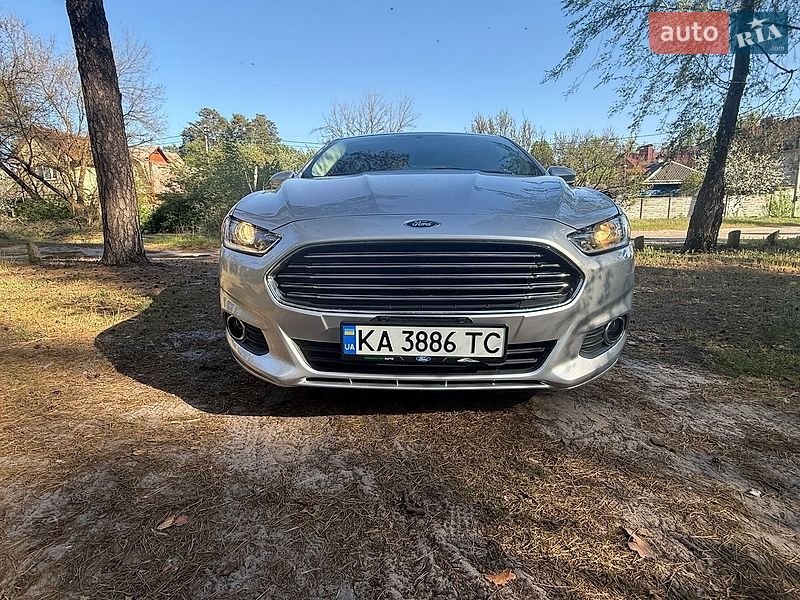 Седан Ford Fusion 2016 в Києві
