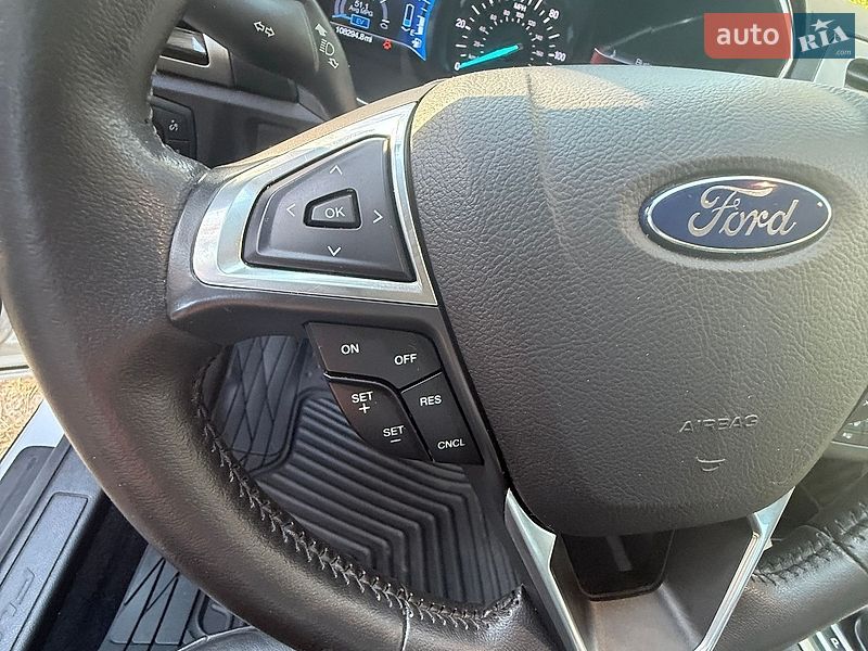 Седан Ford Fusion 2016 в Києві