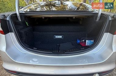 Седан Ford Fusion 2016 в Києві