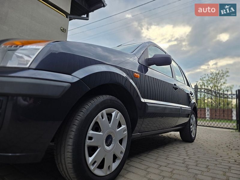 Хетчбек Ford Fusion 2007 в Луцьку