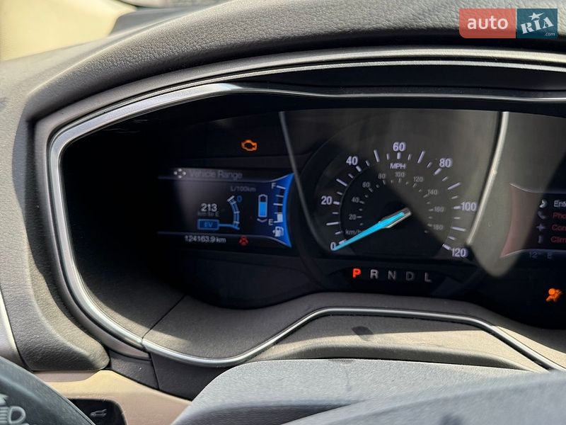 Седан Ford Fusion 2013 в Львові