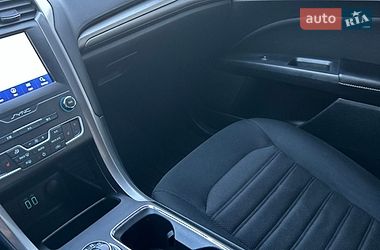 Седан Ford Fusion 2020 в Киеве