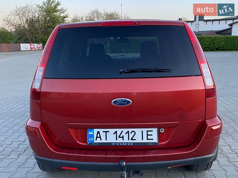 Хэтчбек Ford Fusion 2006 в Косове