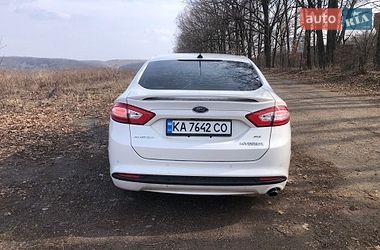 Седан Ford Fusion 2015 в Києві