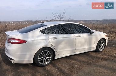 Седан Ford Fusion 2015 в Києві