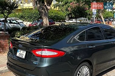 Седан Ford Fusion 2015 в Ірпені