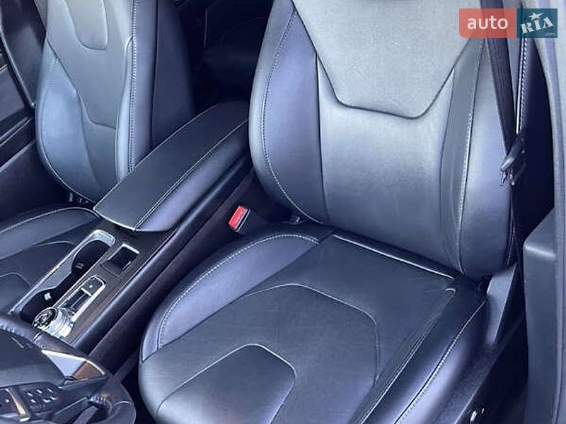 Седан Ford Fusion 2018 в Киеве