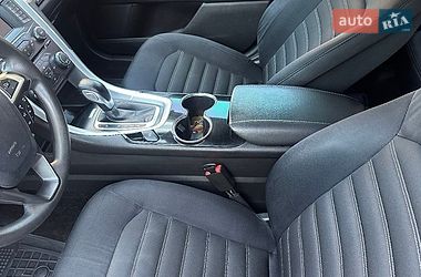 Седан Ford Fusion 2014 в Полтаві