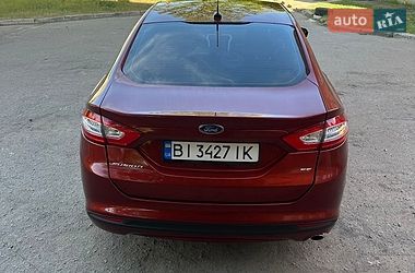 Седан Ford Fusion 2014 в Полтаві