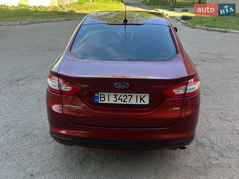 Седан Ford Fusion 2014 в Полтаві