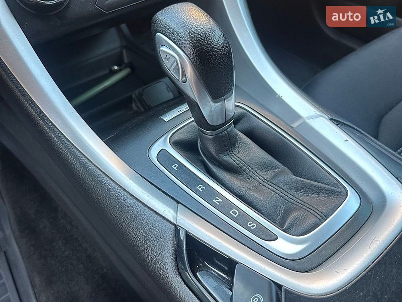 Седан Ford Fusion 2014 в Полтаві