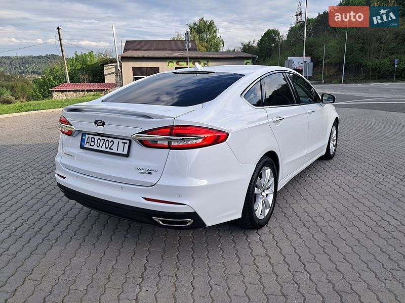 Седан Ford Fusion 2019 в Могилев-Подольске